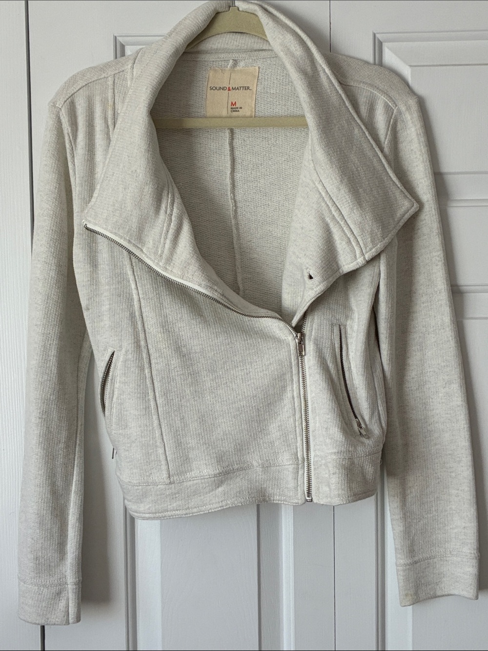 Sound & Matter Women's Cream Knit Zip Moto Jacket